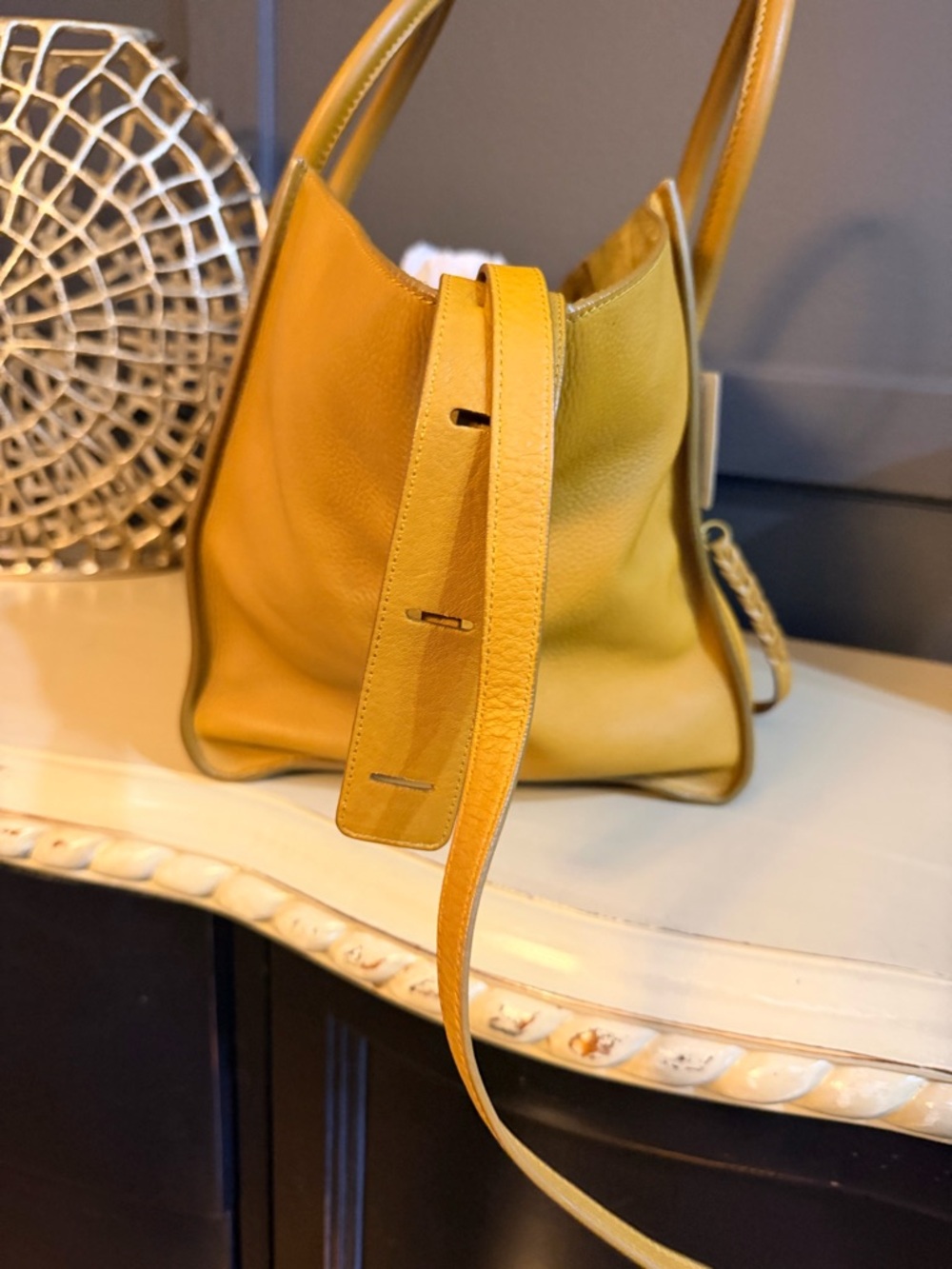 CELINE Phantom Luggage Tote – Mustard | Phoebe Philo Era - Picture 5 of 13